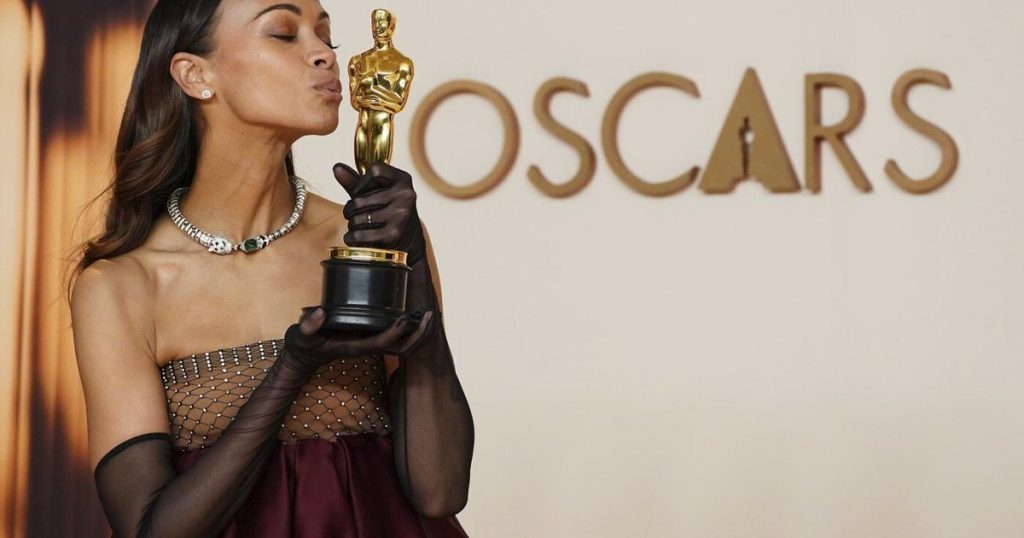 Zoe Saldaña wins first Oscar, sweeping awards season as best supporting actress in ‘Emilia Pérez’