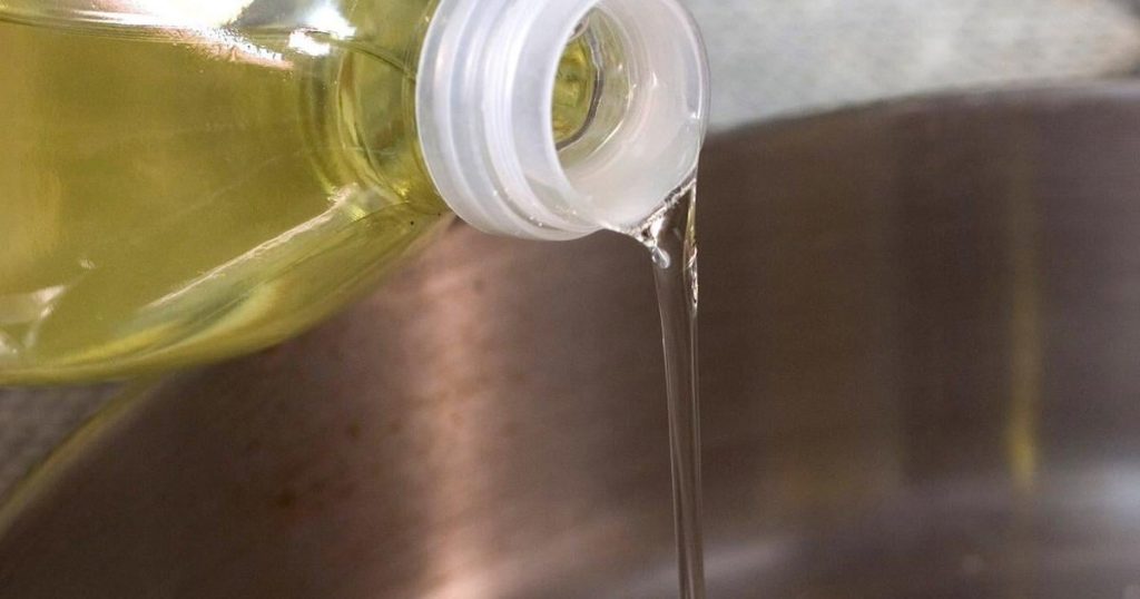 Kennedy and influencers bash seed oils, baffling nutrition scientists