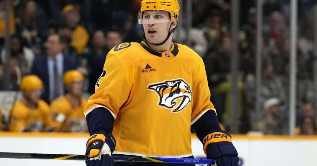 Jets acquire defenceman Luke Schenn, forward Brandon Tanev at deadline