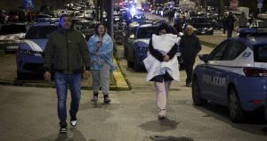Naples struck by 4.4-magnitude quake causing minor damage and light injuries