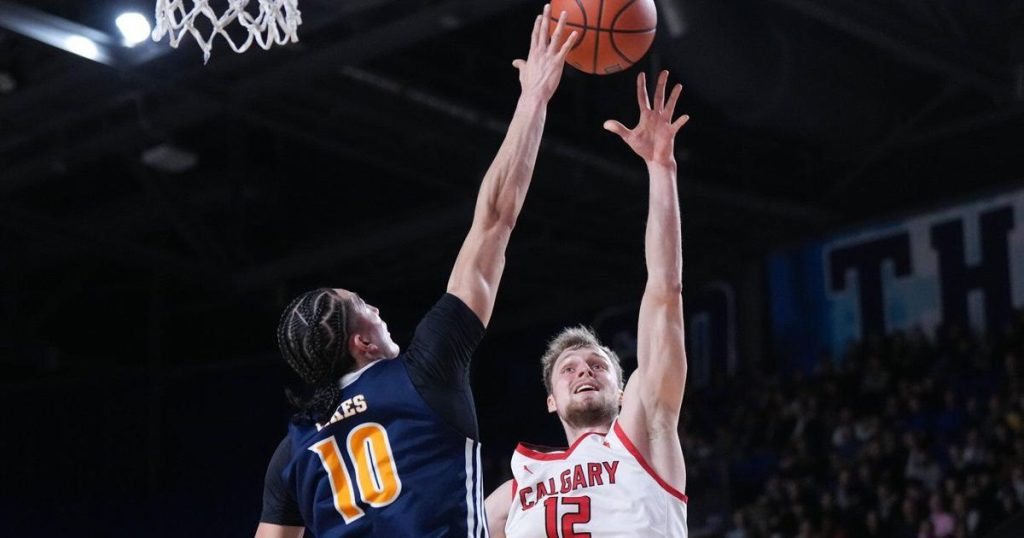 Vikes defeat Dinos for first U Sports men’s basketball title in 28 years