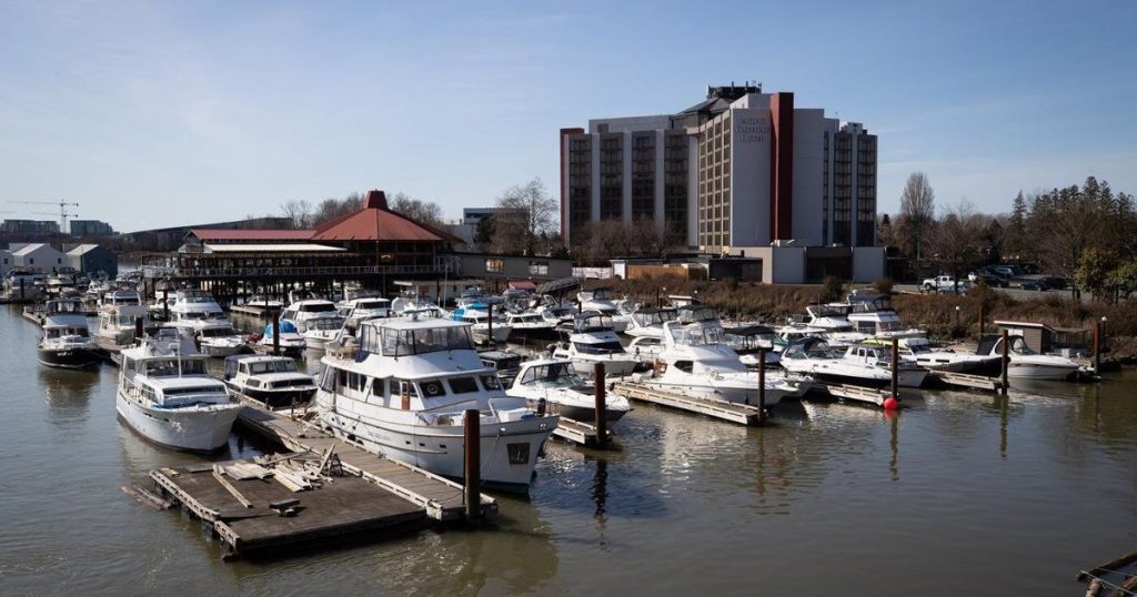 Marathon Vancouver airport hotel strike ends after 1,411 days