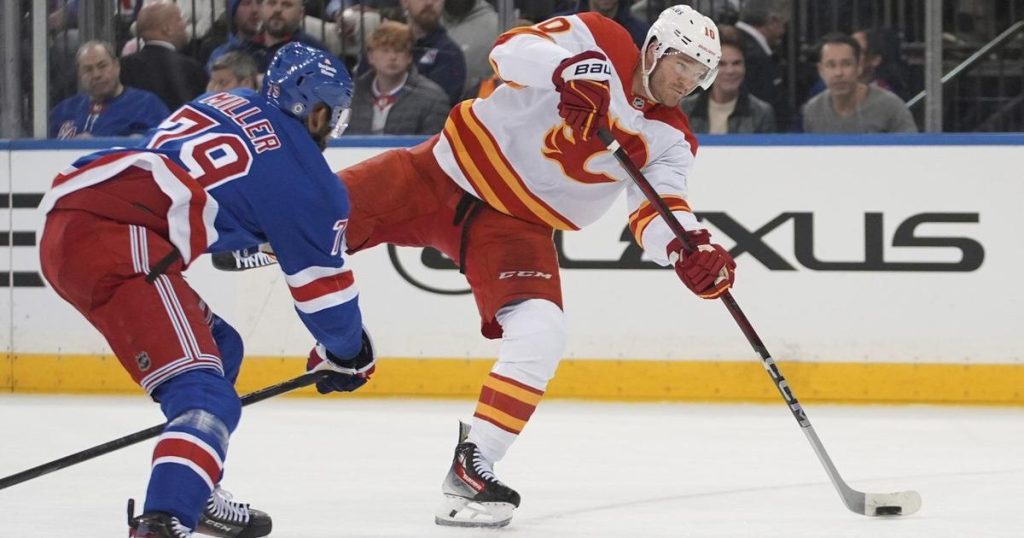 ‘I feel more like myself’: Huberdeau finally comfortable, producing in Calgary