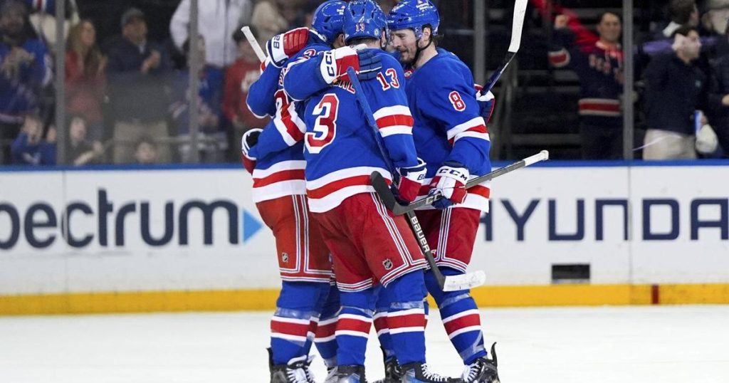 NHL roundup: Brodzinski scores twice as Rangers down Canucks 5-3