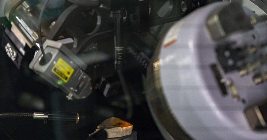 A mix of science and tradition helps restore relics in China’s Forbidden City