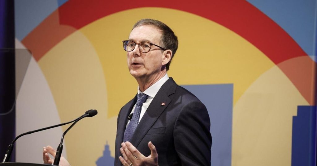Bank of Canada says it would have likely held rate steady if not for tariffs