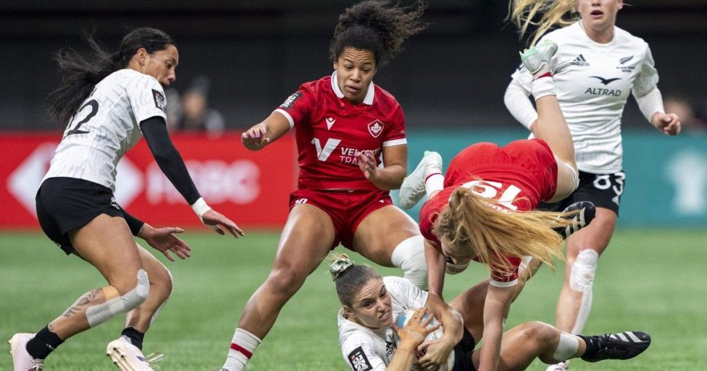 Canadian rugby sevens women down Fiji to advance to semifinals in Hong Kong