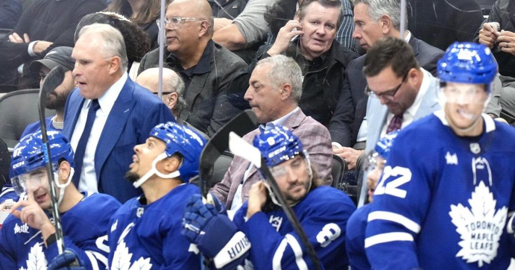 AP Source: Rogers to retain Canadian NHL rights with 12-year, US.7-billion deal