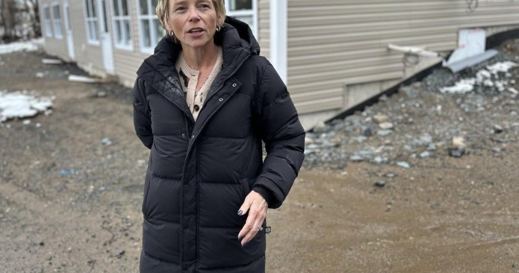 Halifax wildfires: Residents of city’s western suburbs want more escape routes