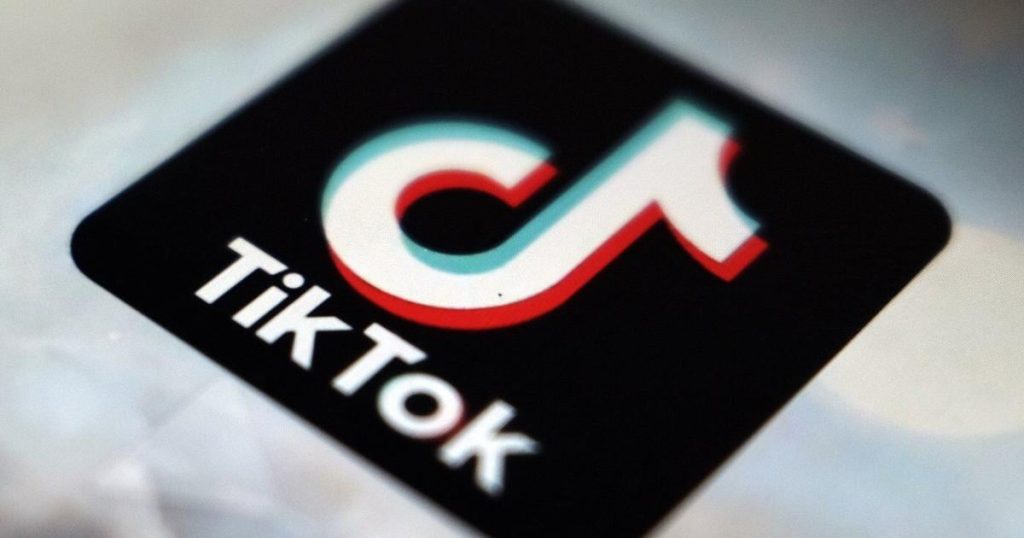 Why no one is challenging Trump’s executive order that keeps TikTok running