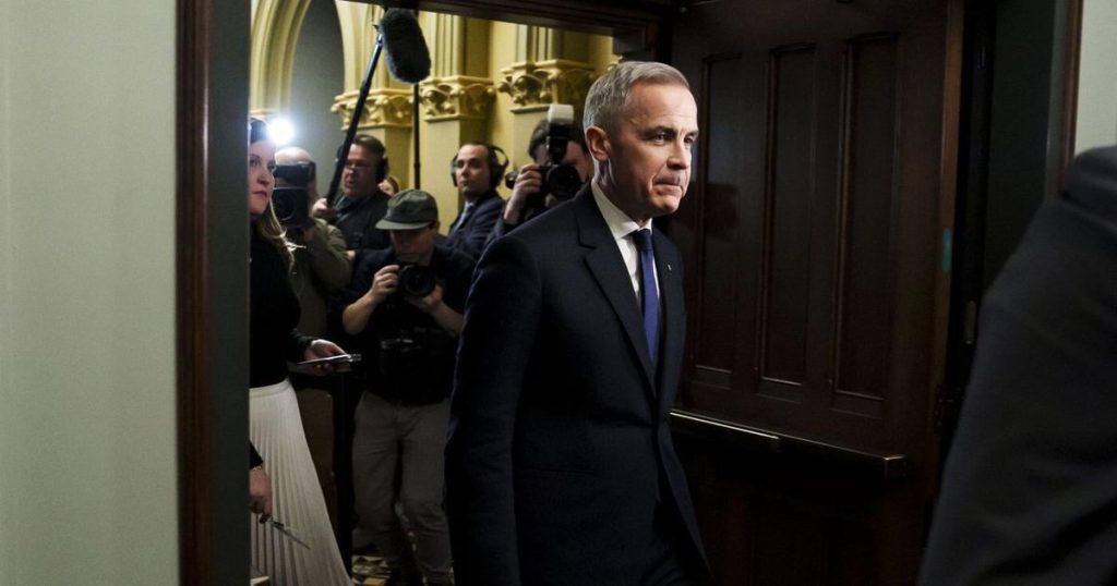 Leaders pitch savings bonds, GST-free Canadian cars to bolster tariff-struck economy