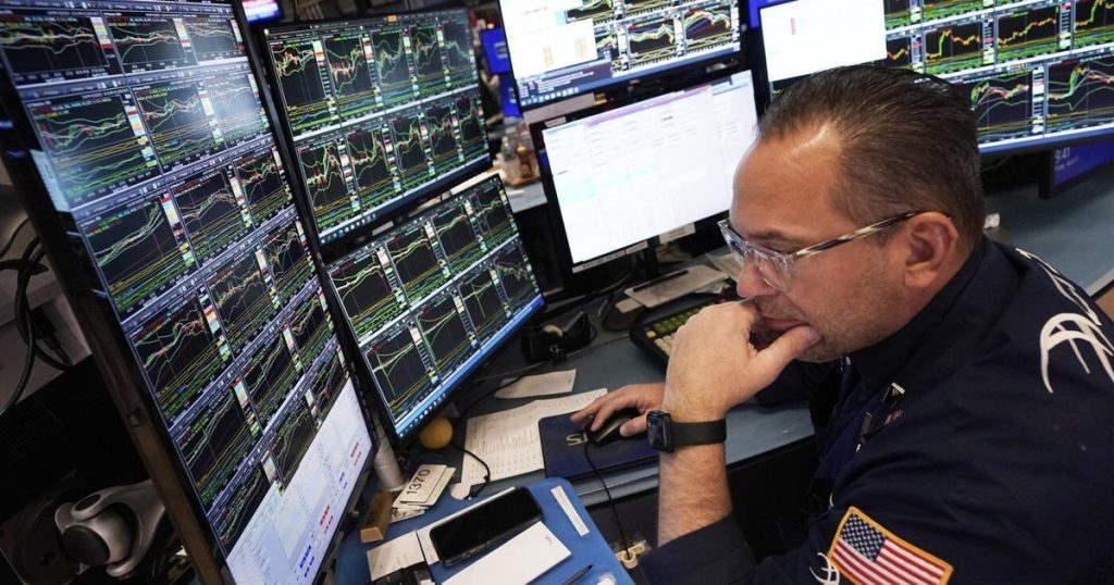 Relaxed U.S. tariffs on electronics help drive market gains in U.S., Canada