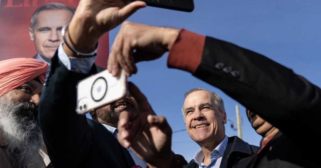 Chrétien predicts a Liberal majority win on Monday as leaders blitz key ridings