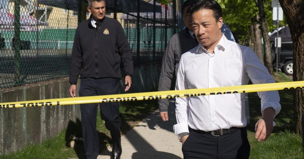 Mental health trouble leads to public safety issues, Vancouver’s mayor says