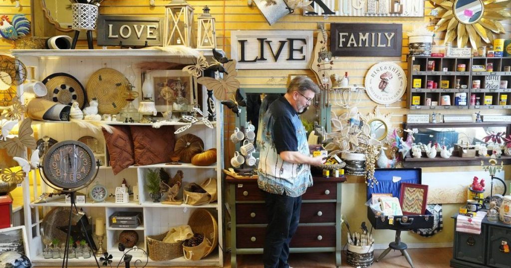 ‘Forget about annexation’: Moose Jaw hopes tariffs will lure Canadians and Americans