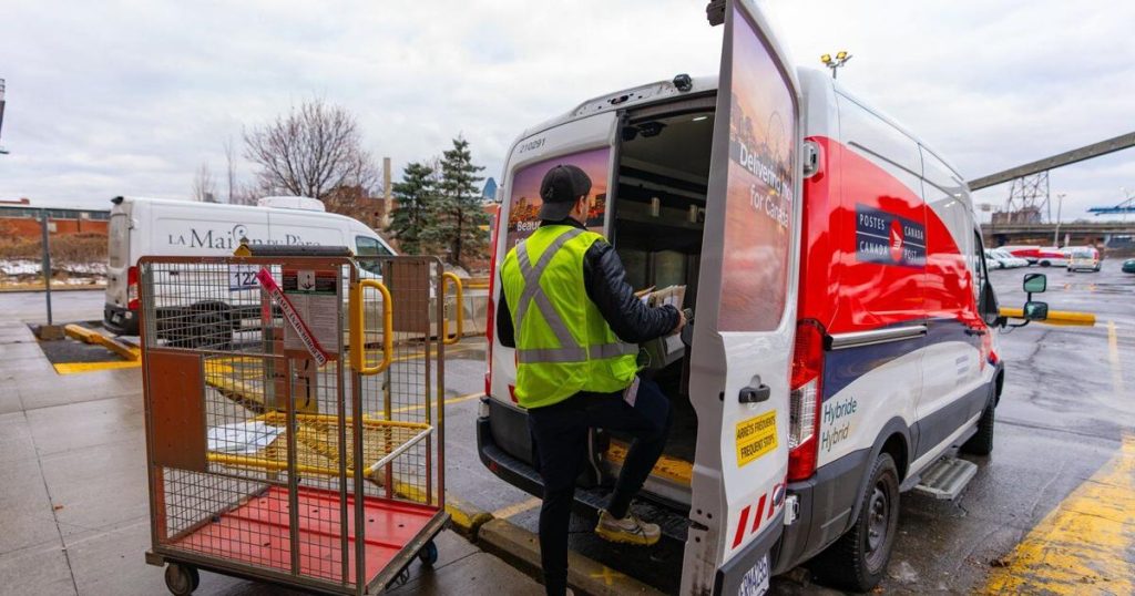 Canada Post report puts union in tight spot, experts say