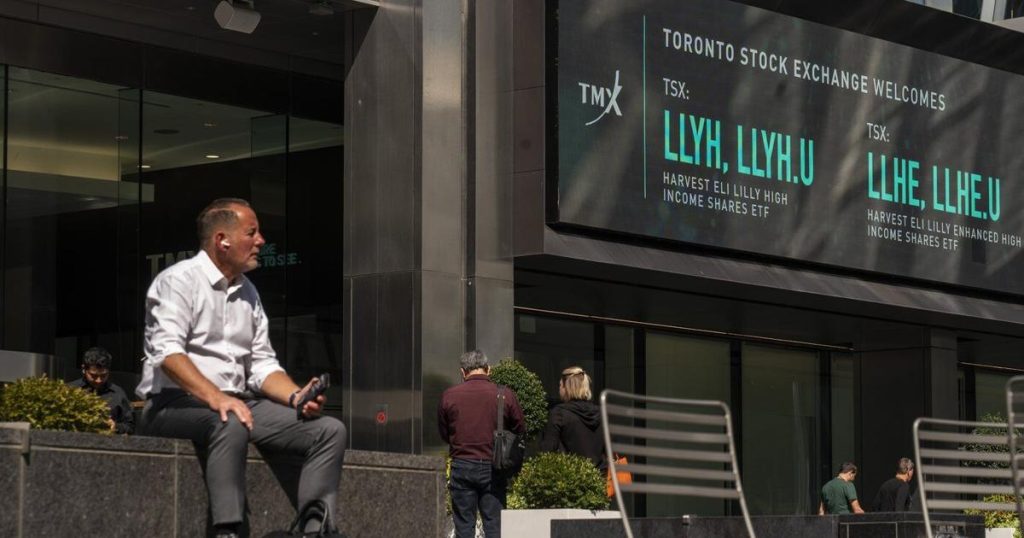 S&P/TSX composite down more than 200 points, U.S. markets fall amid debt worries