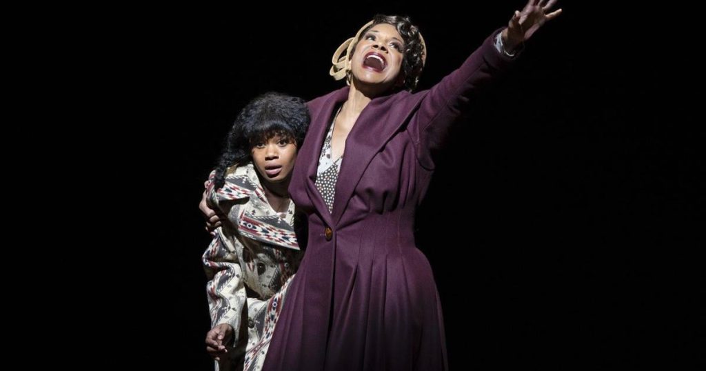 Cynthia Erivo kicks off the Tony Awards with some advice from Oprah Winfrey and Sarah Snook wins