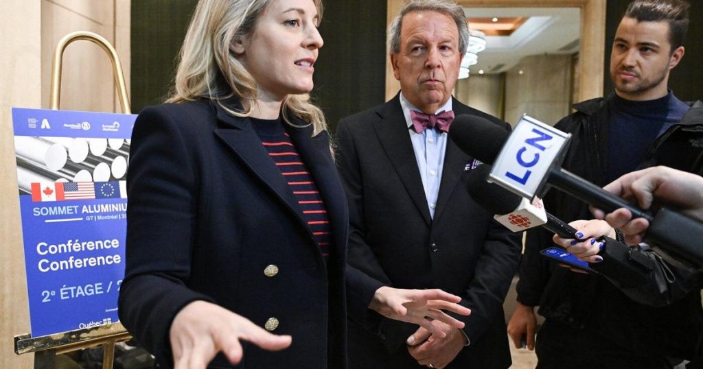 Joly commits to prioritizing Canadian steel, aluminum for defence, infrastructure