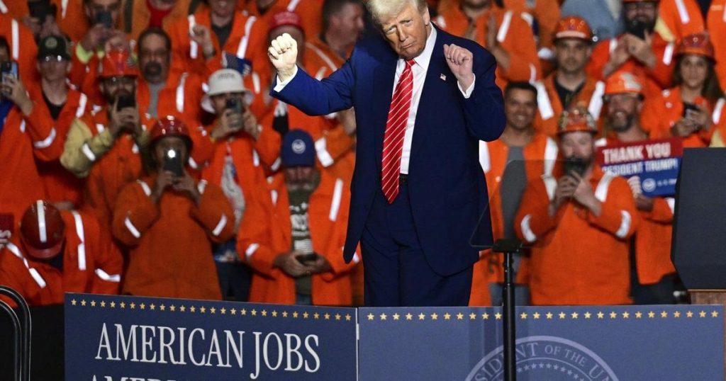 Trump signs order to double tariffs on steel, aluminum Wednesday