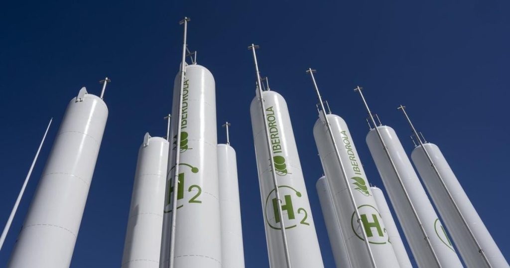 Some Newfoundland hydrogen companies behind in bills as industry hype ‘boils off’