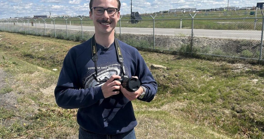 ‘Elbows up’: Plane spotters and protesters mark the arrival of G7 leaders in Calgary