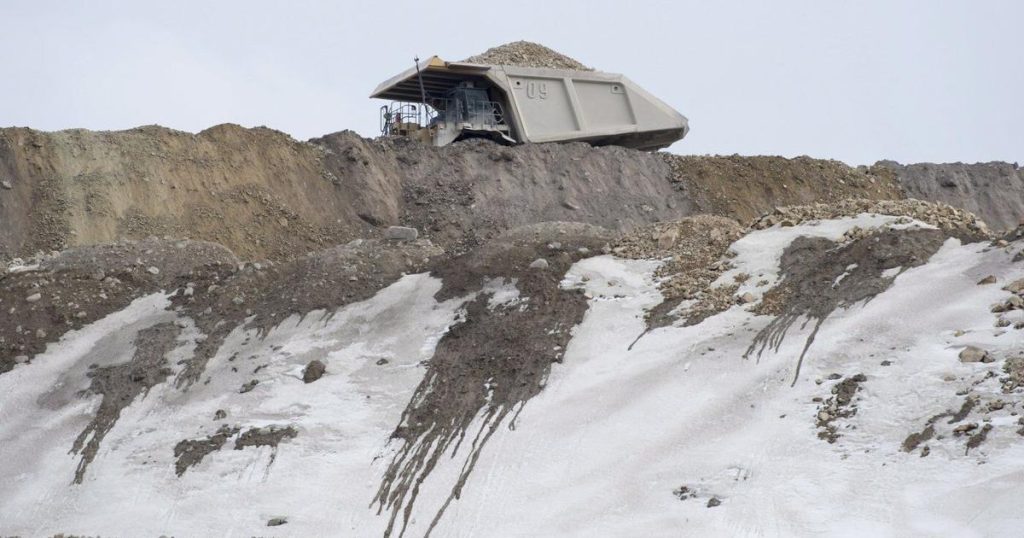 Teck receives provincial certificate for to extend B.C. Interior copper mine