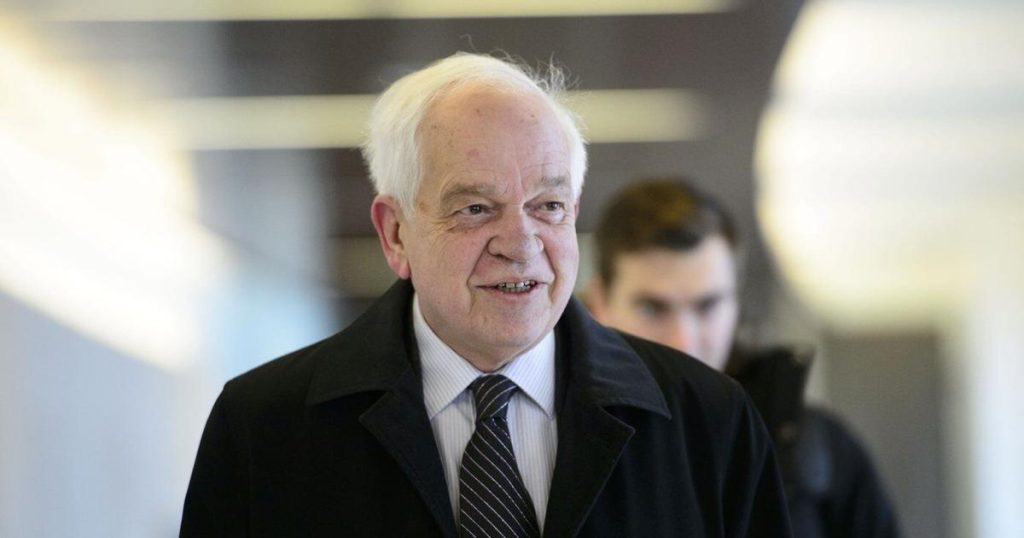 John McCallum dead at 75: A political veteran of ‘good humour and grace’