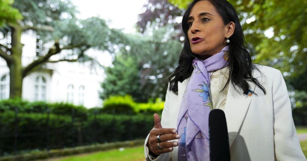 More than 100 people on Canadian chartered flight leaving Middle East tonight: Anand