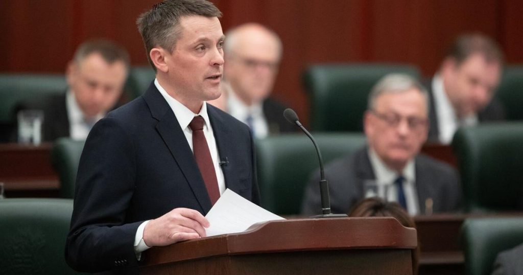 In the news today: Alberta finance minister to give fiscal update