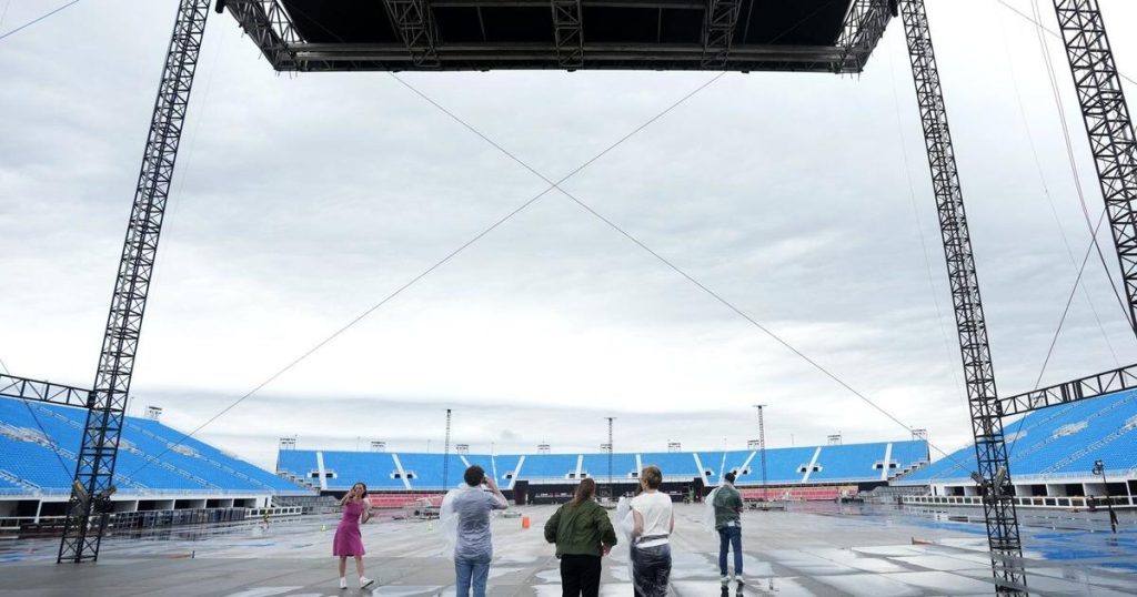 Leaving first show at Toronto’s new Rogers Stadium was a ‘nightmare’: concertgoer