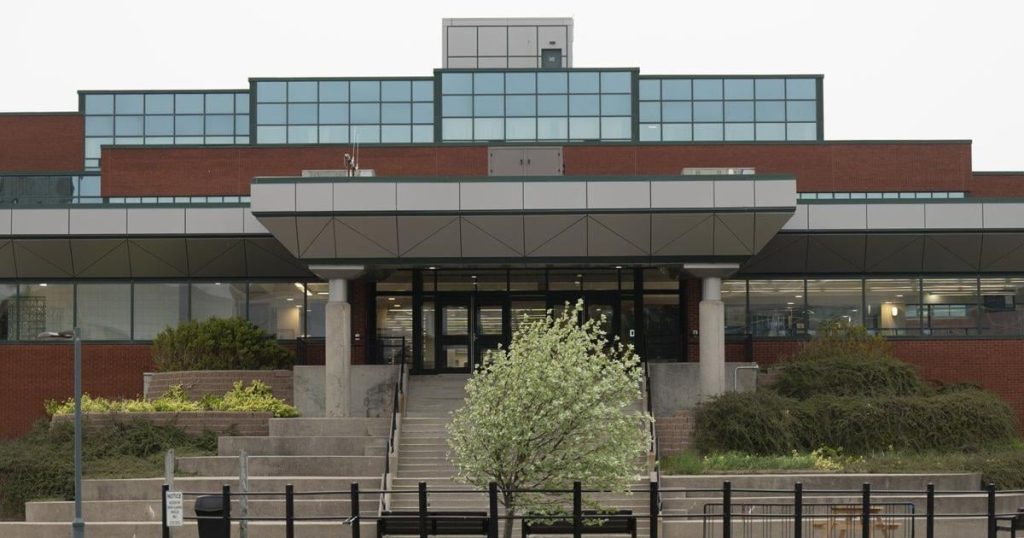 Memorial University gets advice from staff as it aims to cut spending by  million