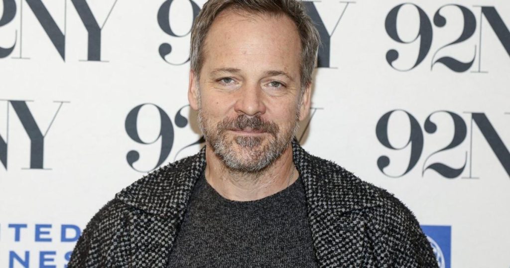 Czech international film festival opens with honors for actors Peter Sarsgaard and Vicky Krieps