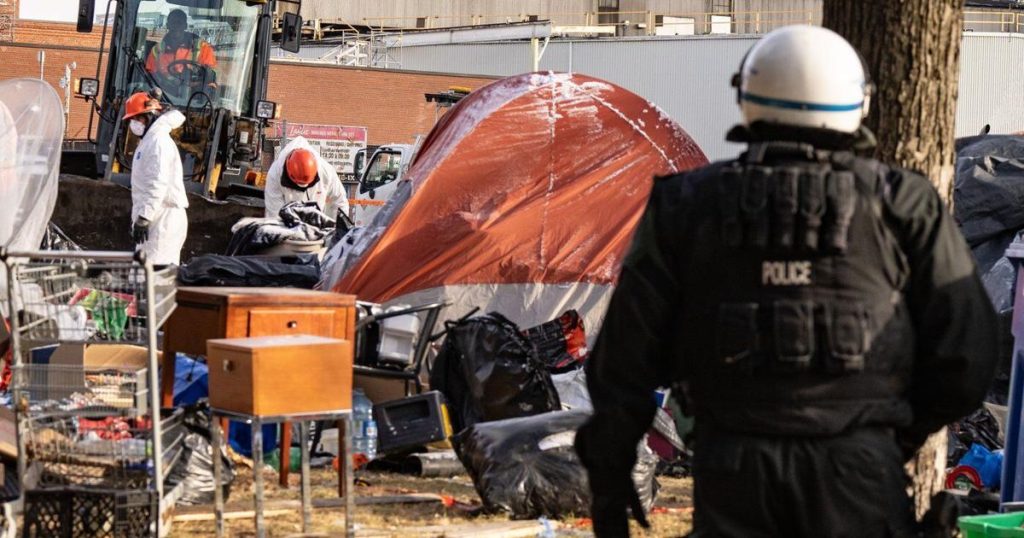 New report says Montreal should stop dismantling homeless encampments