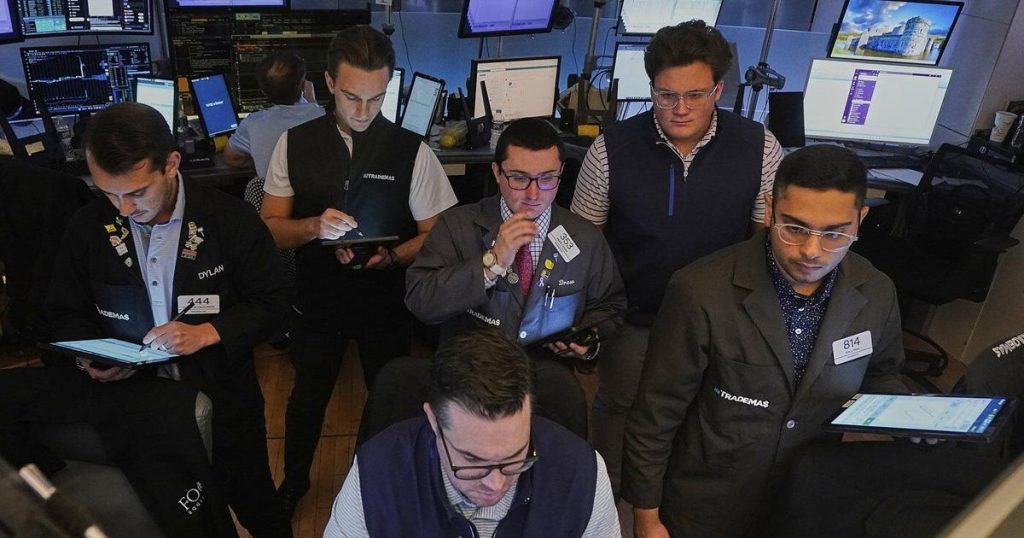 S&P/TSX composite down at Friday’s close, U.S. markets mixed amid muted trading day