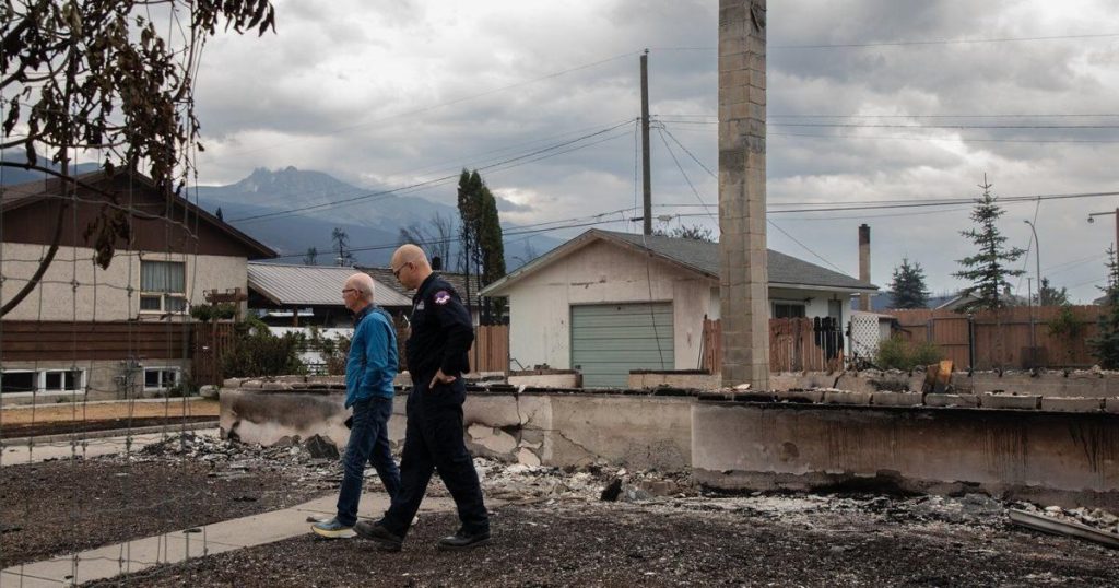 Jasper mayor stands by critical wildfire report, expects no bad blood with province