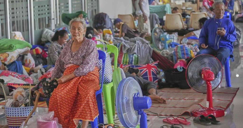 Thailand and Cambodia agree to “unconditional” ceasefire to end deadly border row, Malaysian PM says