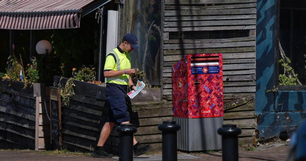 Union vote on Canada Post contract offer set to wrap up Friday afternoon