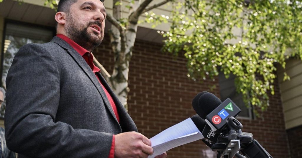 Mohawk Council of Kahnawake considering road tolls in response to federal cuts