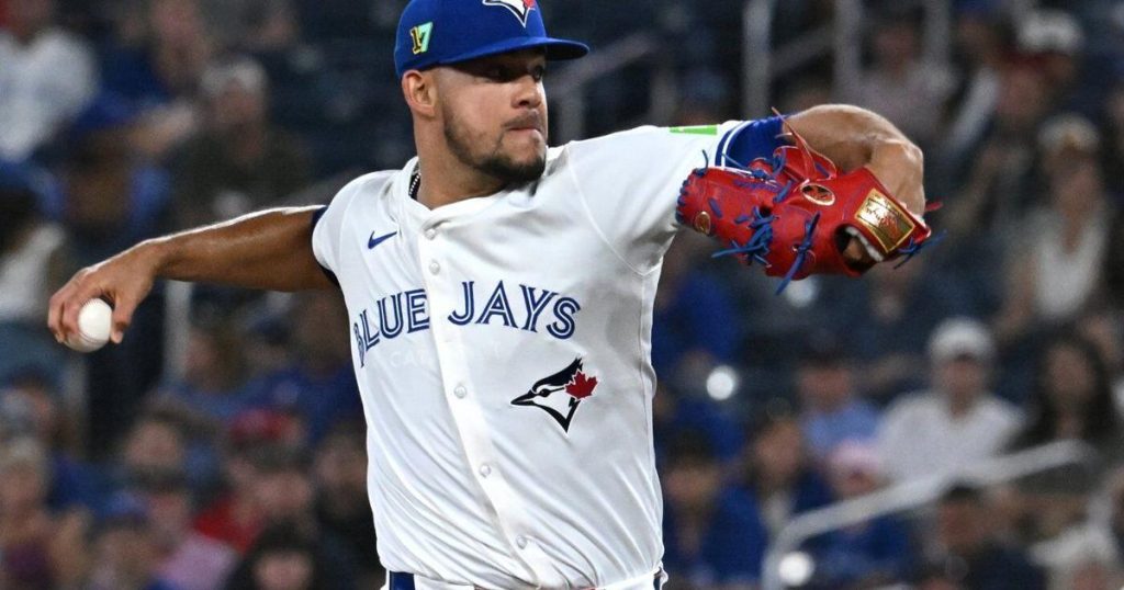 Eovaldi solid over seven innings, Rangers beat Blue Jays 10-4 to avoid series sweep