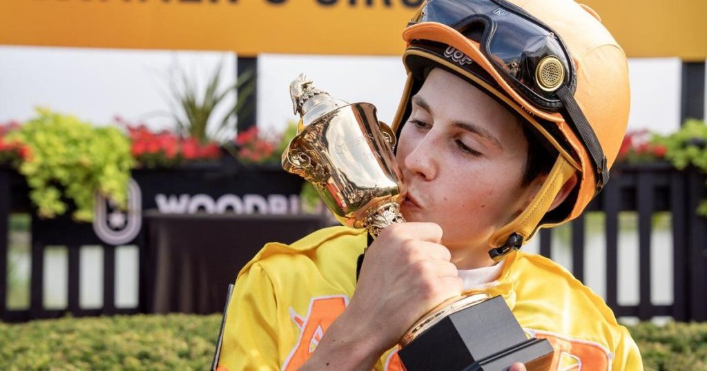 Plate victory moves apprentice jockey Moran atop Eclipse Award discussion