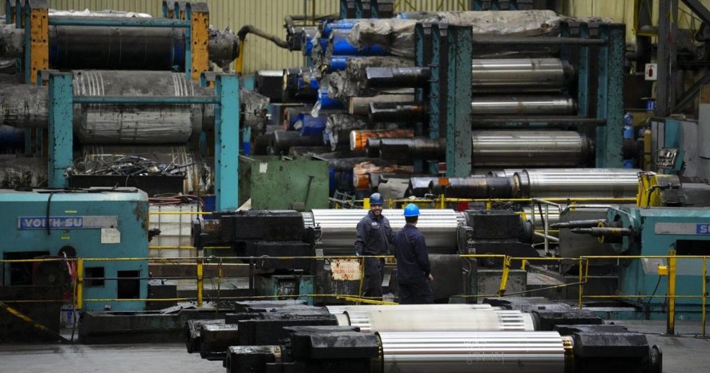 Ontario sheds manufacturing jobs as tariff impacts felt, report says