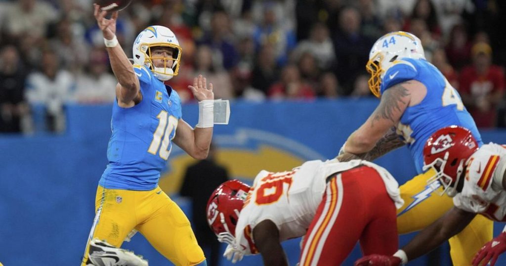 Herbert outduels Mahomes to help the Chargers beat Chiefs 27-21 in Brazil