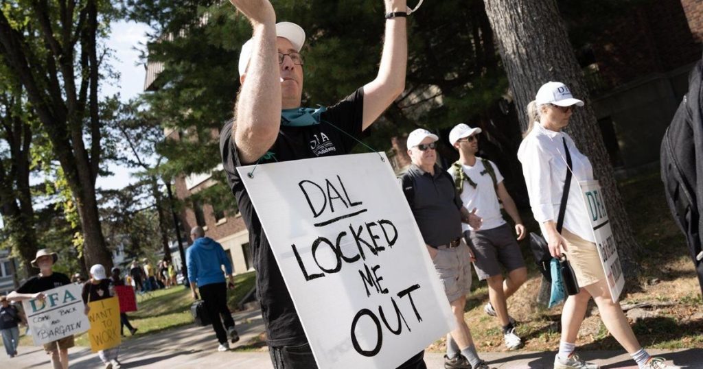 Dalhousie, professors union resume talks as lockout enters second week of fall term