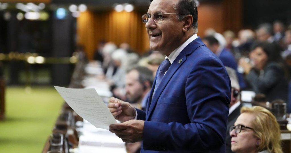 Federal government says it has found almost 500 ways to cut red tape