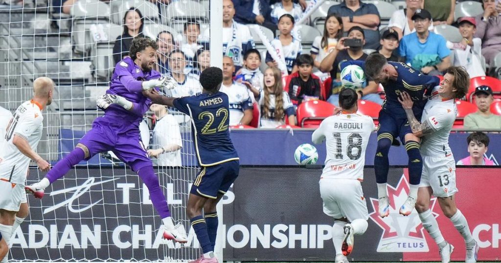 Vancouver Whitecaps beat Forge FC 4-0 to book spot in Canadian Championship final
