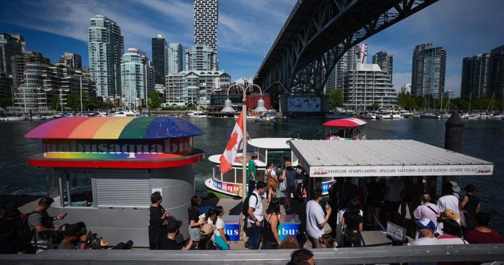 Statistics Canada says tourism spending up 0.9 per cent in second quarter at .5B