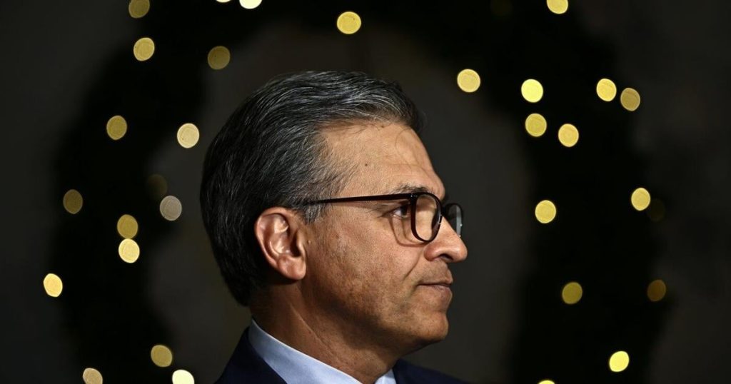 In the news today: Canada’s investment crisis, Canadians witnessing systemic racism