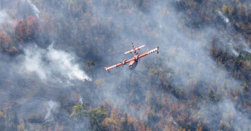 Lake George wildfire still out of control and spread to 2.85 square km with wind