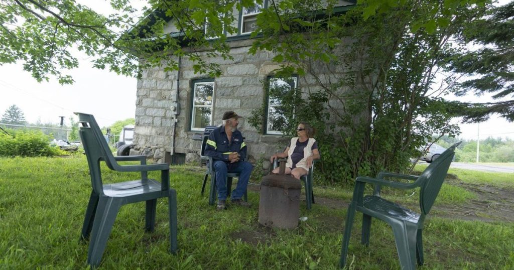 Quebec couple fight to stay in home expropriated for Lac-Mégantic, Que., rail bypass